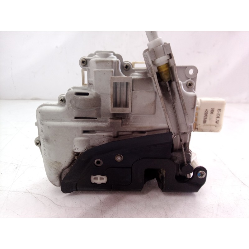Recambio de cerradura puerta delantera izquierda para audi a6 berlina (4f2) 3.0 tdi quattro (165kw) referencia OEM IAM   