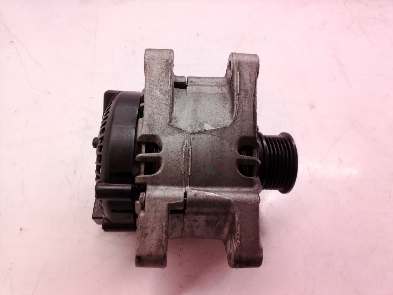 Recambio de alternador para ford tourneo courier (c4a) ambiente referencia OEM IAM 2612672B 2612672 AV6N10300