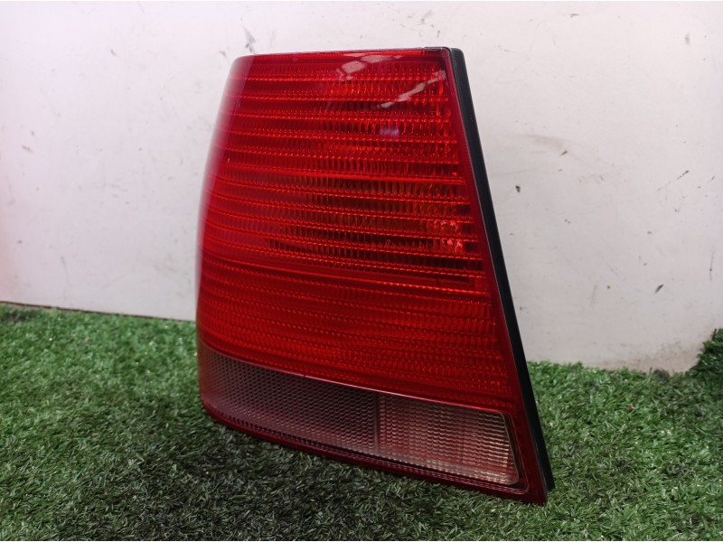 Recambio de piloto trasero izquierdo para volkswagen bora berlina (1j2) highline referencia OEM IAM 1J5945095AA 1J5945095AA 1J59