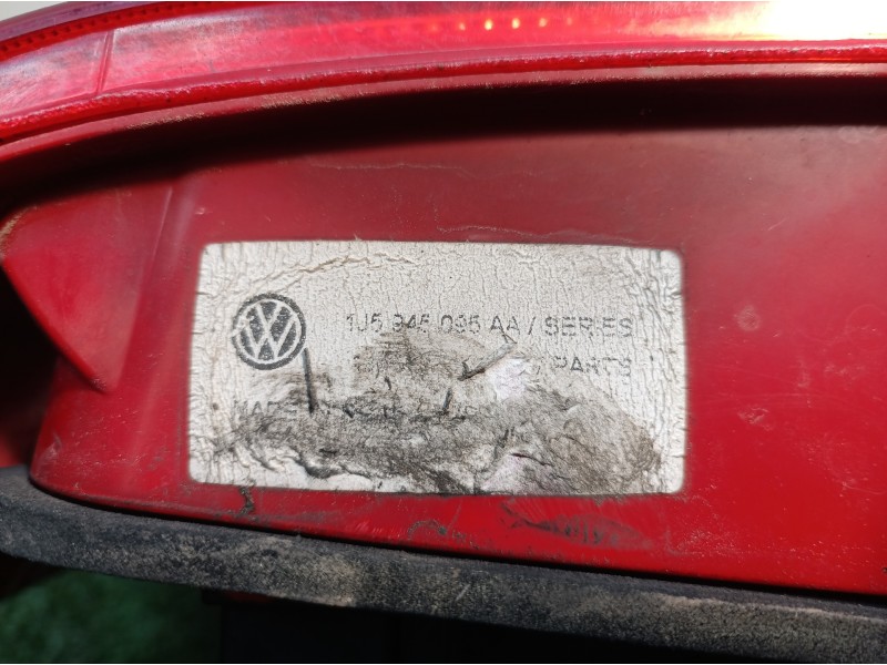 Recambio de piloto trasero izquierdo para volkswagen bora berlina (1j2) highline referencia OEM IAM 1J5945095AA 1J5945095AA 1J59