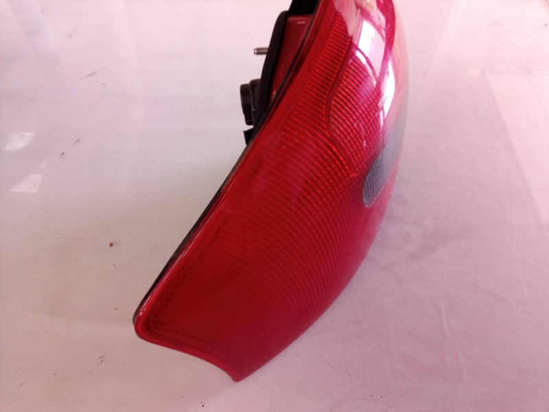 Recambio de piloto trasero izquierdo para audi a6 berlina (4b2) 1.8 t referencia OEM IAM 4B5945095 4B5945095 4B5945095