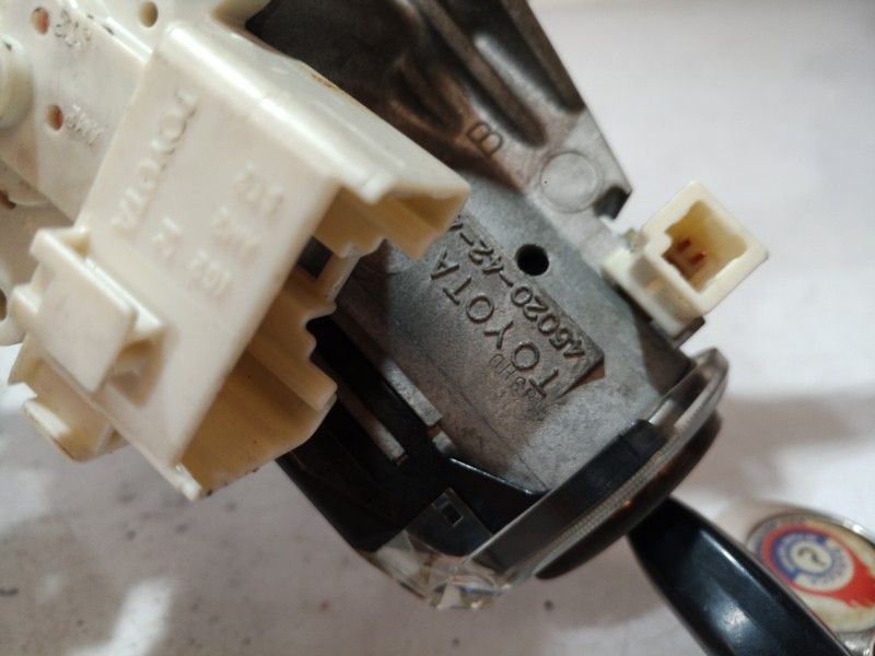 Recambio de conmutador de arranque para toyota rav 4 (a3) executive referencia OEM IAM 45020424 45020424 45020424