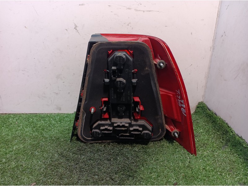 Recambio de piloto trasero izquierdo para volkswagen bora berlina (1j2) highline referencia OEM IAM 1J5945095AA 1J5945095AA 1J59