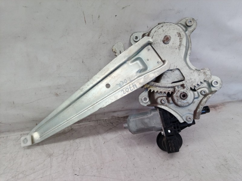 Recambio de elevalunas trasero derecho para toyota rav 4 (a3) executive referencia OEM IAM 8572035140 8572035140 8572035140