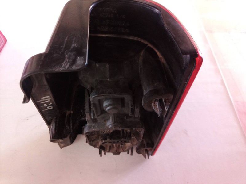 Recambio de piloto trasero izquierdo para peugeot partner (s1) referencia OEM IAM   