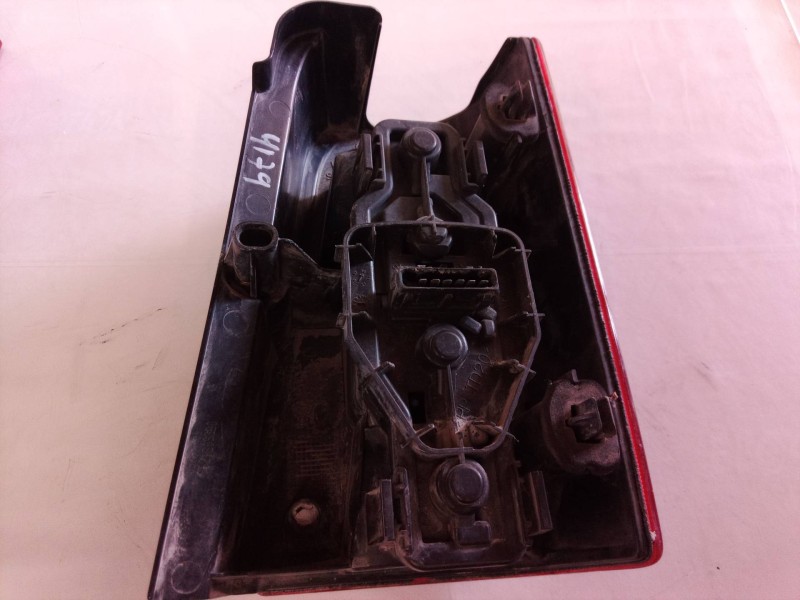 Recambio de piloto trasero izquierdo para peugeot partner (s1) referencia OEM IAM   