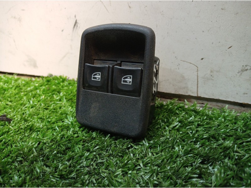 Recambio de mando elevalunas delantero izquierdo para dacia dokker ambiance referencia OEM IAM 254110431R 254110431R 10023898