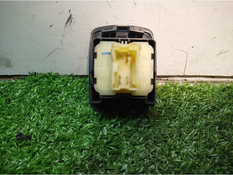 Recambio de mando elevalunas delantero izquierdo para dacia dokker ambiance referencia OEM IAM 254110431R 254110431R 10023898