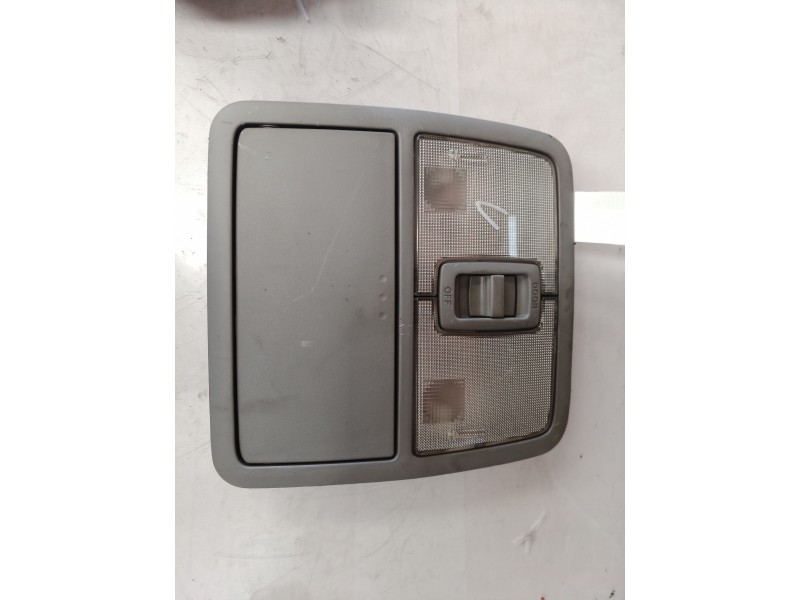 Recambio de luz interior para toyota rav 4 (a3) executive referencia OEM IAM 8126042010 8126042010 8126042010