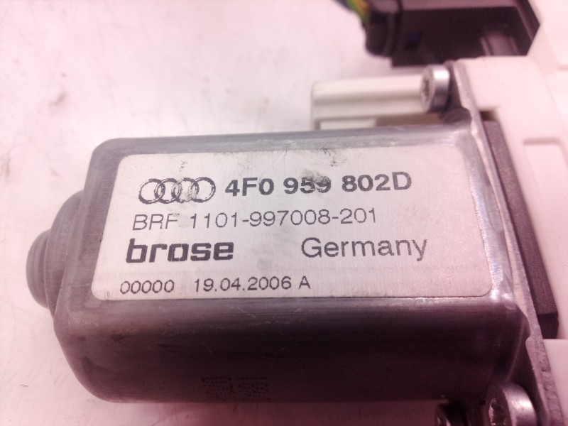 Recambio de motor elevalunas delantero derecho para audi a6 berlina (4f2) 3.0 tdi quattro (165kw) referencia OEM IAM 4F0959802D 