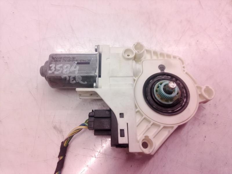 Recambio de motor elevalunas delantero derecho para audi a6 berlina (4f2) 3.0 tdi quattro (165kw) referencia OEM IAM 4F0959802D 