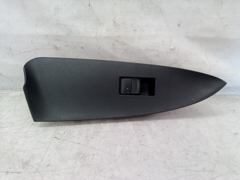Recambio de mando elevalunas delantero derecho para toyota rav 4 (a3) executive referencia OEM IAM 7423142090 7423142090 7423142