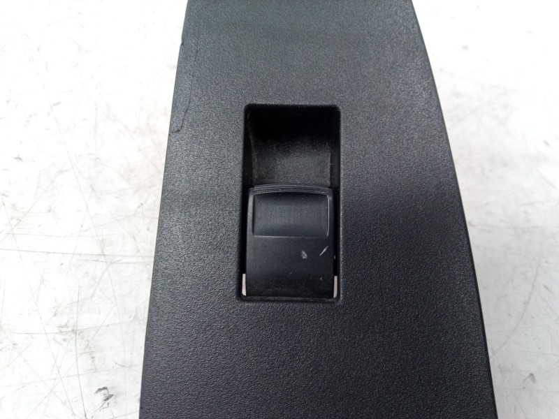 Recambio de mando elevalunas delantero derecho para toyota rav 4 (a3) executive referencia OEM IAM 7423142090 7423142090 7423142