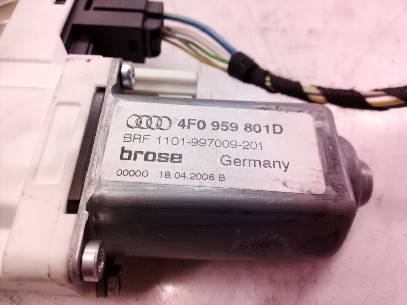 Recambio de motor elevalunas delantero izquierdo para audi a6 berlina (4f2) 3.0 tdi quattro (165kw) referencia OEM IAM 4F0959801