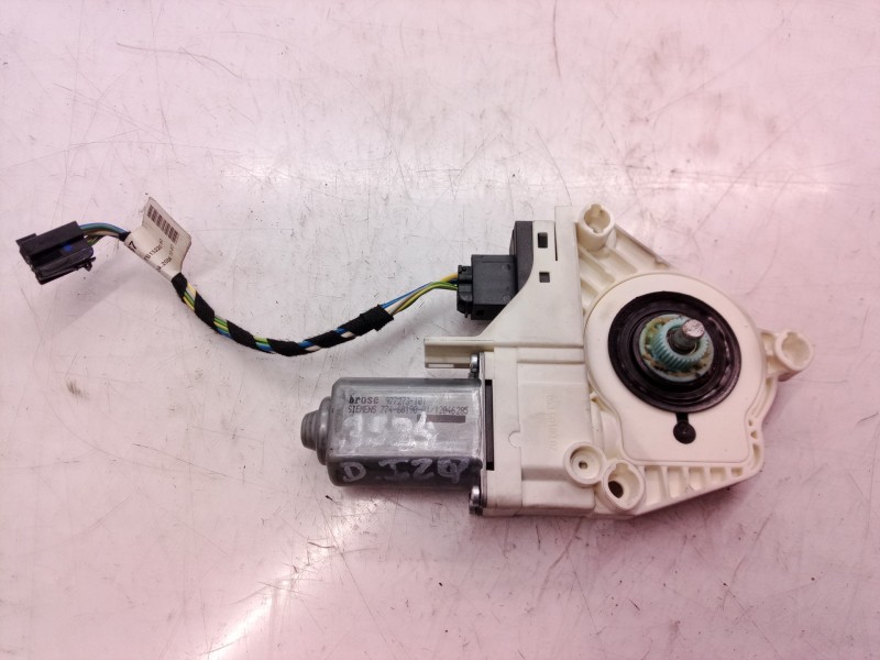 Recambio de motor elevalunas delantero izquierdo para audi a6 berlina (4f2) 3.0 tdi quattro (165kw) referencia OEM IAM 4F0959801