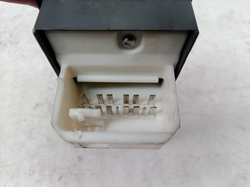 Recambio de mando elevalunas delantero izquierdo para toyota rav 4 (a3) executive referencia OEM IAM 7423242070 7423242070 74232