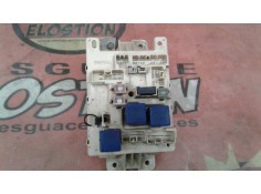 Recambio de caja reles / fusibles para toyota rav 4 funcruiser (a1) básico referencia OEM IAM 8264120190 0689001550 8264120190
