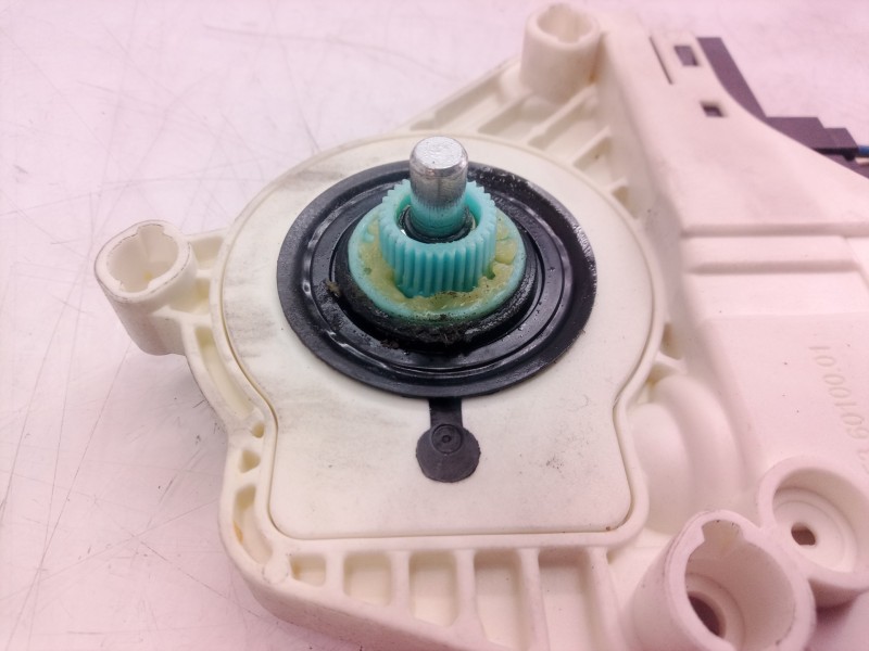 Recambio de motor elevalunas trasero derecho para audi a6 berlina (4f2) 3.0 tdi quattro (165kw) referencia OEM IAM 4F0959802C 4F