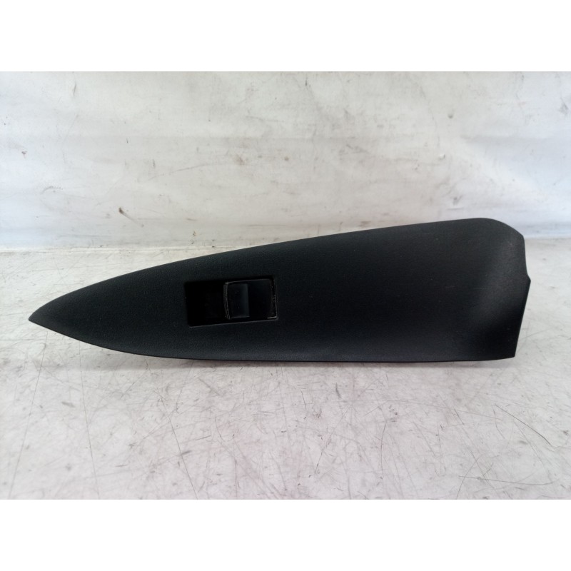 Recambio de mando elevalunas trasero izquierdo para toyota rav 4 (a3) executive referencia OEM IAM 7427242010 7427242010 7427242