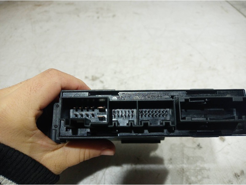 Recambio de motor elevalunas trasero izquierdo para audi a8 (4e2) referencia OEM IAM 4E0910802 4E0910802 4E0910802