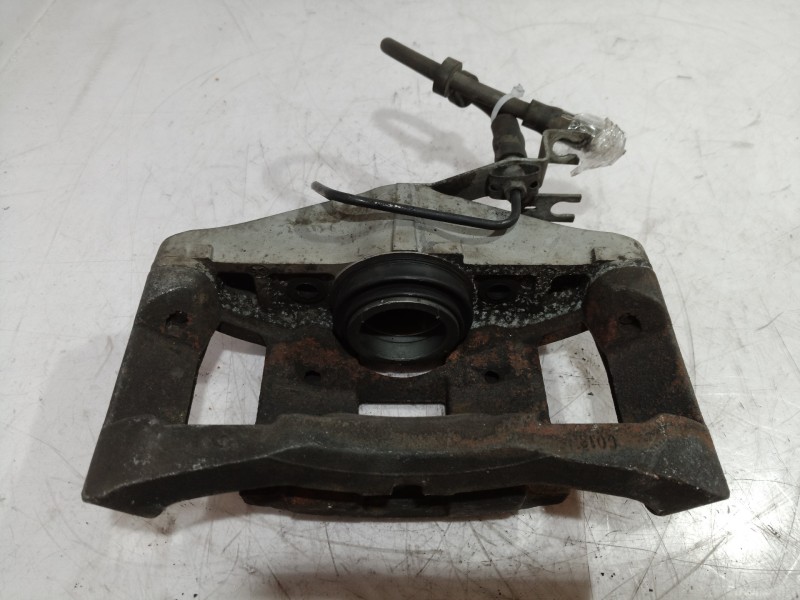 Recambio de pinza freno delantera izquierda para audi a6 berlina (4f2) 3.0 tdi quattro (165kw) referencia OEM IAM 4F0615123  