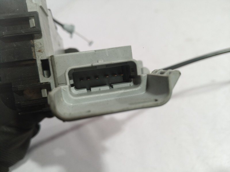 Recambio de cerradura puerta trasera derecha para peugeot 407 referencia OEM IAM   