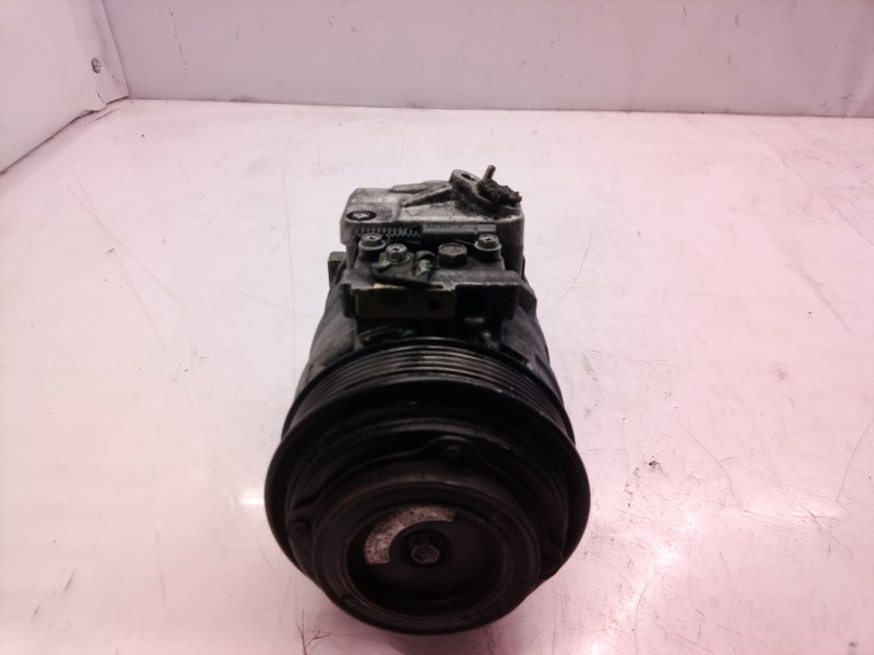 Recambio de compresor aire acondicionado para mercedes-benz vito (w638) caja cerrada referencia OEM IAM A0002306811 A0002306811 