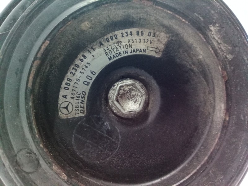 Recambio de compresor aire acondicionado para mercedes-benz vito (w638) caja cerrada referencia OEM IAM A0002306811 A0002306811 