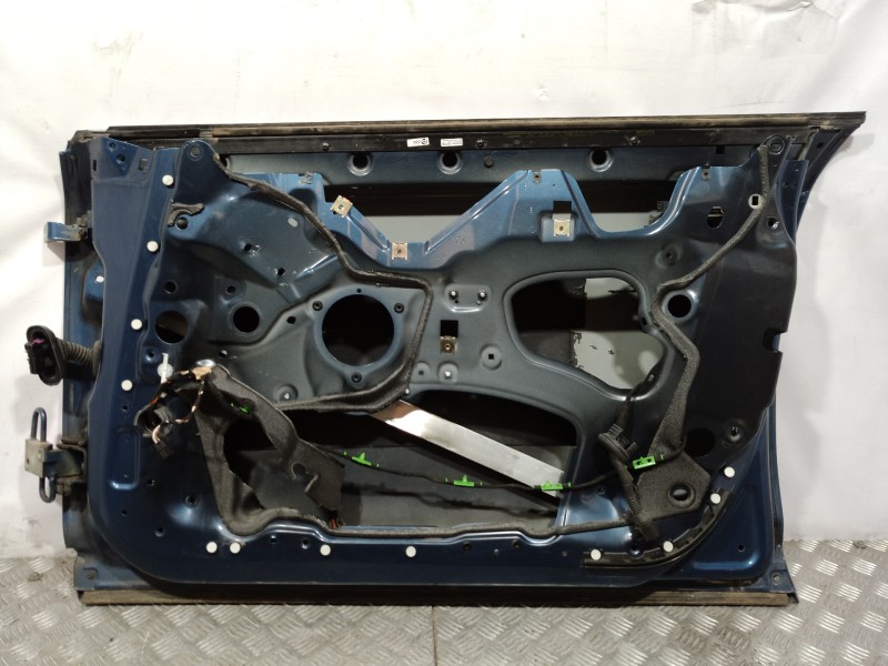 Recambio de puerta delantera derecha para audi a6 berlina (4f2) 3.0 tdi quattro (165kw) referencia OEM IAM 4F0831052F  