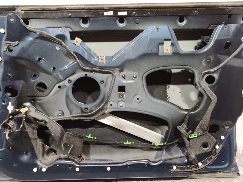 Recambio de puerta delantera derecha para audi a6 berlina (4f2) 3.0 tdi quattro (165kw) referencia OEM IAM 4F0831052F  