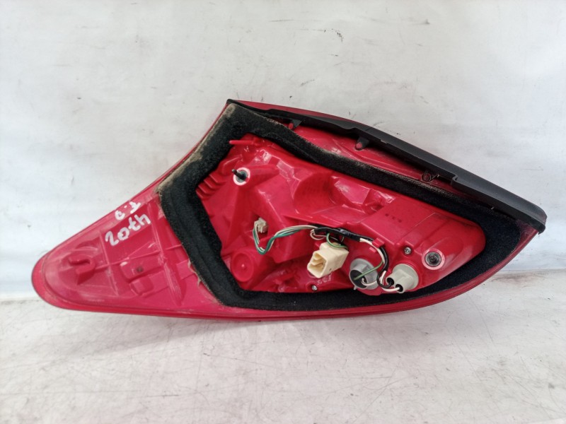 Recambio de piloto trasero derecho para toyota rav 4 (a3) executive referencia OEM IAM   