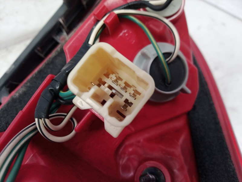 Recambio de piloto trasero derecho para toyota rav 4 (a3) executive referencia OEM IAM   