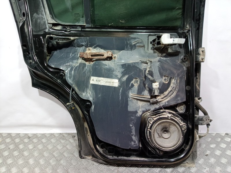 Recambio de puerta trasera izquierda para chrysler jeep patriot referencia OEM IAM    Recambio de puerta trasera izquierda para chrysler jeep patriot referencia OEM IAM