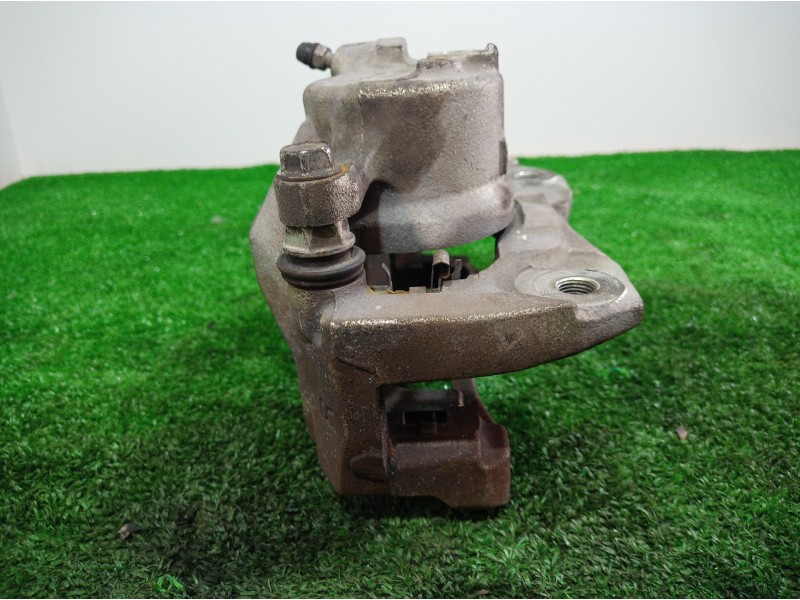 Recambio de pinza freno delantera derecha para toyota rav 4 (a3) executive referencia OEM IAM   