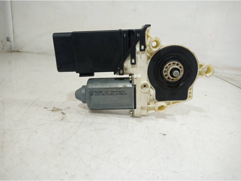 Recambio de motor elevalunas delantero izquierdo para seat leon (1m1) referencia OEM IAM 101387 101387 101387