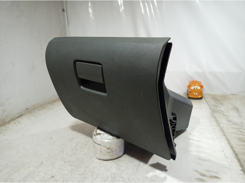 Recambio de guantera para ford focus berlina (cap) titanium referencia OEM IAM VP4M5XA06008AAW VP4M5XA06008AAW VP4M5XA06008