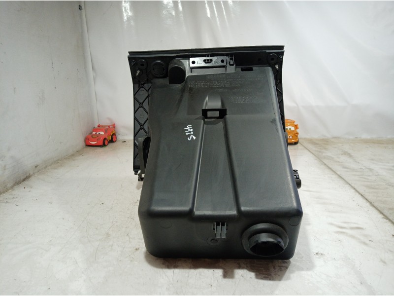 Recambio de guantera para ford focus berlina (cap) titanium referencia OEM IAM VP4M5XA06008AAW VP4M5XA06008AAW VP4M5XA06008