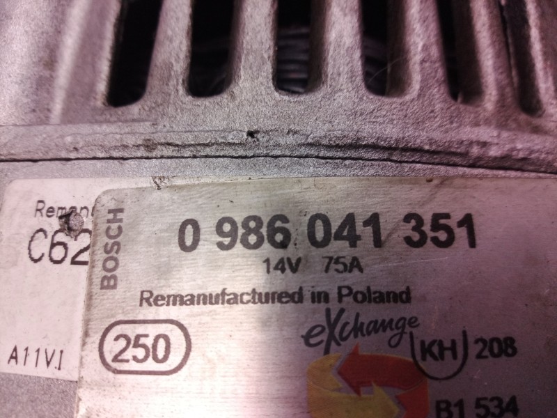 Recambio de alternador para renault megane i berlina hatchback (ba0) referencia OEM IAM 0986041351 0986041351 0986041351