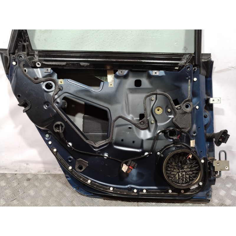 Recambio de puerta trasera izquierda para audi a6 berlina (4f2) 3.0 tdi quattro (165kw) referencia OEM IAM 4F0833051G  