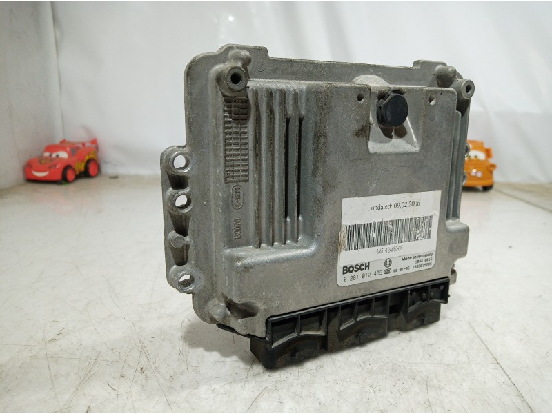 Recambio de centralita motor uce para ford focus berlina (cap) titanium referencia OEM IAM 6M5112A650CE 6M5112A650CE 0281012489