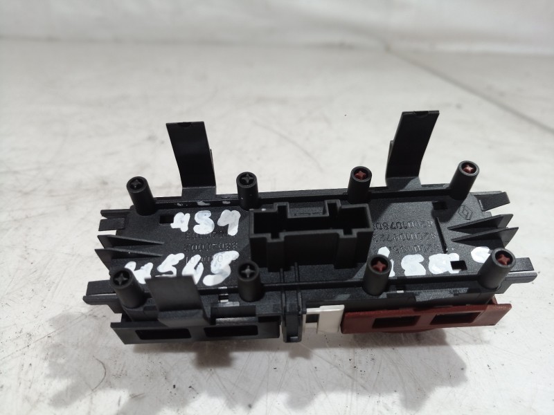 Recambio de warning para renault megane ii berlina 3p pack authentique referencia OEM IAM 8200107808 8200107808 8200107808