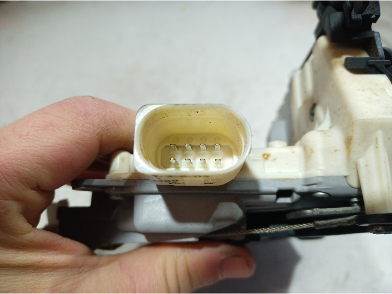 Recambio de cerradura puerta trasera izquierda para volkswagen passat berlina (3c2) edition referencia OEM IAM 3C4839015A 3C4839