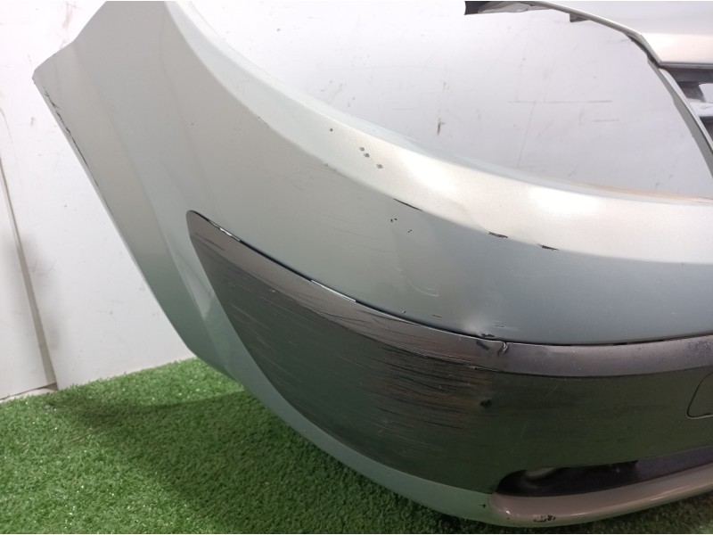 Recambio de paragolpes delantero para renault scenic ii grand confort authentique referencia OEM IAM   