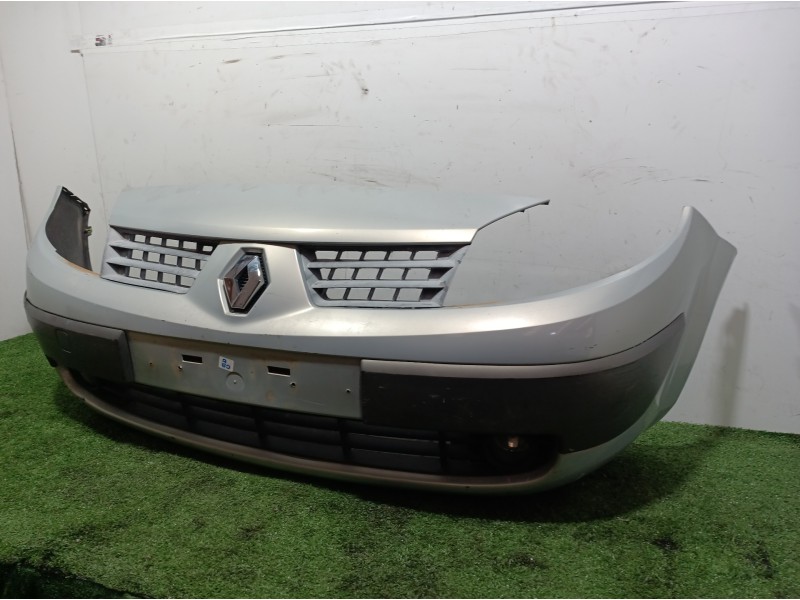 Recambio de paragolpes delantero para renault scenic ii grand confort authentique referencia OEM IAM   