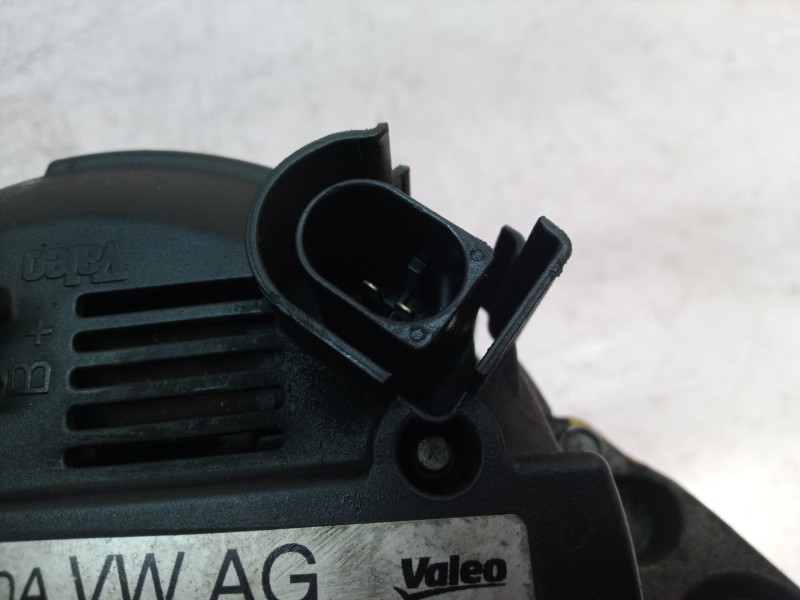 Recambio de alternador para seat leon (1p1) emocion referencia OEM IAM 06F903023 06F903023 06F903023