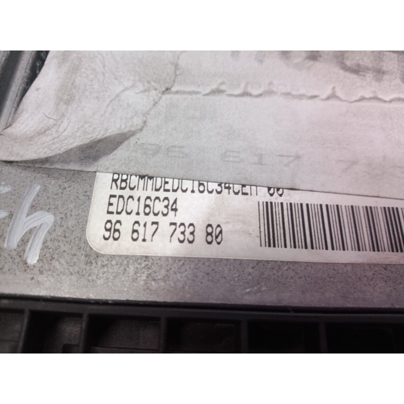 Recambio de centralita motor uce para peugeot 307 berlina (s2) d-sign referencia OEM IAM 9661773380 9661773380 EDC16C34