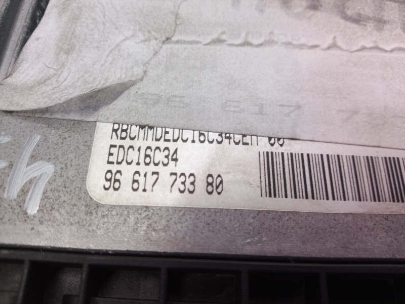 Recambio de centralita motor uce para peugeot 307 berlina (s2) d-sign referencia OEM IAM 9661773380 9661773380 EDC16C34