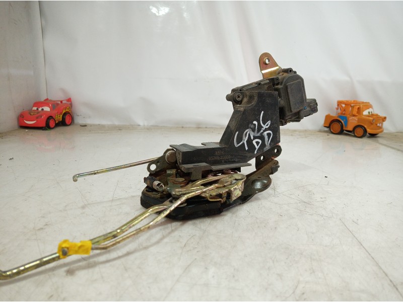 Recambio de cerradura puerta delantera derecha para hyundai accent (lc) 1.3 cat referencia OEM IAM 9574825000 9574825000 9574825