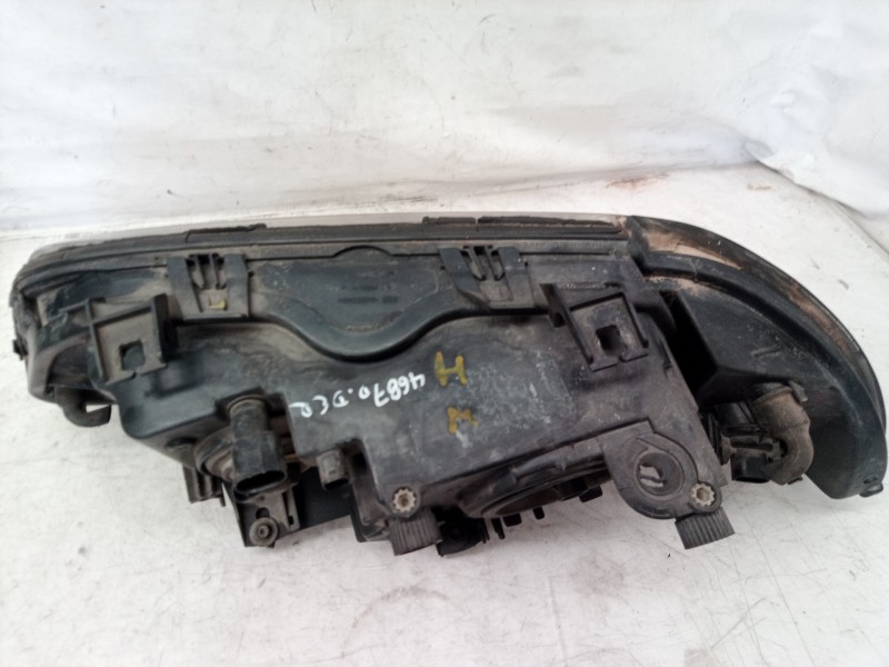 Recambio de faro derecho para bmw serie 5 berlina (e39) 530d referencia OEM IAM 15214000 15214000 15214000