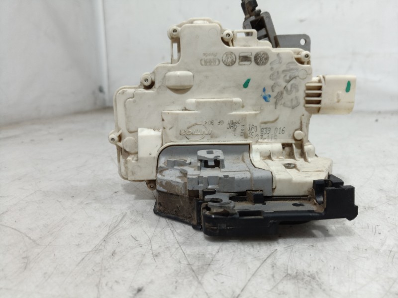 Recambio de cerradura puerta trasera derecha para seat leon (1p1) emocion referencia OEM IAM 1P0839016 1P0839016 1P0839016